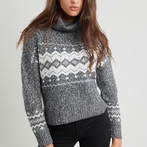 Fair isle sweater 🤍✨